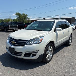 2014 Chevrolet TRAVERSE LTZ photo 1