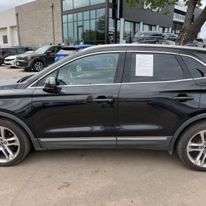 LINCOLN MKC BASE - 4