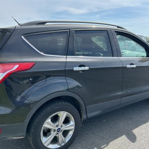 FORD ESCAPE SE - 9