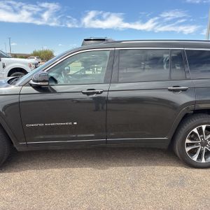 JEEP GRAND CHEROKEE L OVERLAND - 4