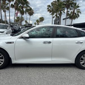 KIA OPTIMA - 4