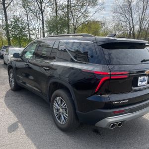 CHEVROLET TRAVERSE LT - 4