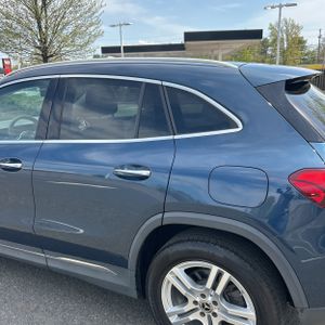 MERCEDES-BENZ GLA - 6