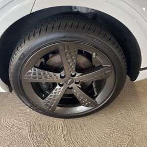 صورة 18 لـ 2023 Genesis GV70 2.5T STANDARD