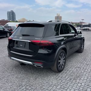 2026 Mercedes-BENZ GLE photo 8
