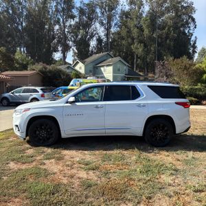 2019 Chevrolet TRAVERSE PREMIER — фото 3