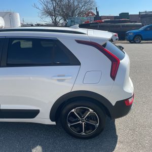 KIA NIRO PLUG-IN HYBRID EX - 6