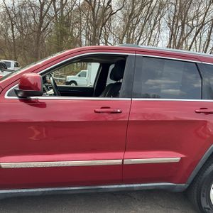 JEEP GRAND CHEROKEE LAREDO - 4