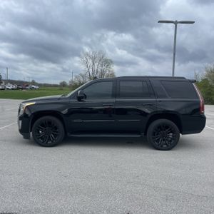 CADILLAC ESCALADE LUXURY - 3