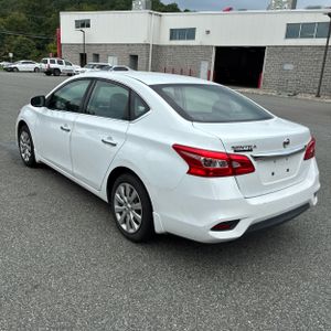 2017 Nissan SENTRA S 照片 5