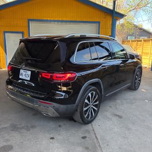 MERCEDES-BENZ GLB - 8