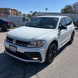 VOLKSWAGEN TIGUAN SE R-LINE BLACK - 1