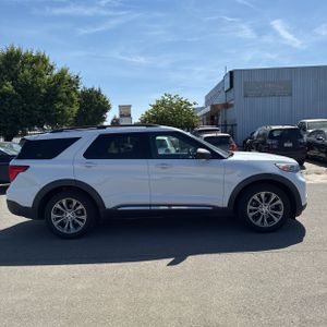 FORD EXPLORER XLT - 10