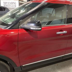 FORD EXPLORER XLT - 2