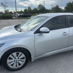 NISSAN SENTRA S - 2