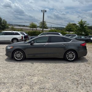 2019 FORD FUSION SE photo 3
