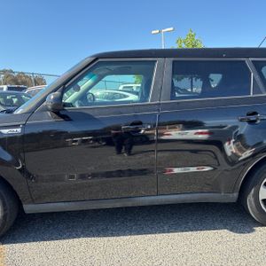 KIA SOUL BASE - 4