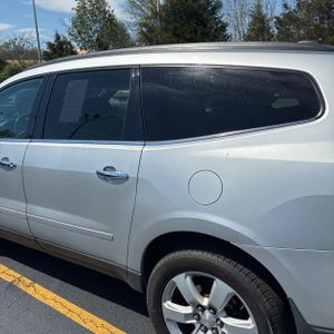 CHEVROLET TRAVERSE LT - 6