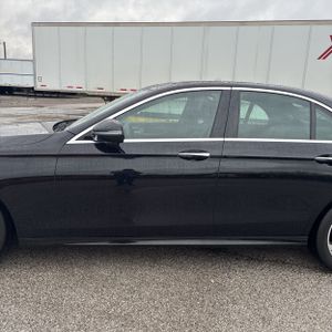 MERCEDES-BENZ E-CLASS - 4