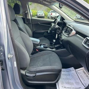 صورة مصغرة 32 لـ 2019 KIA SORENTO LX