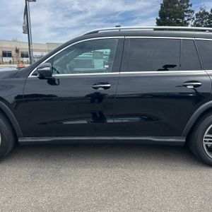 MERCEDES-BENZ GLS - 4