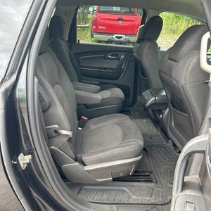 صورة مصغرة 35 لـ 2012 Chevrolet TRAVERSE LT