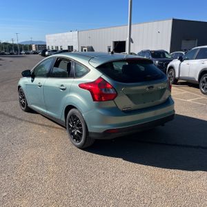 FORD FOCUS SE - 5