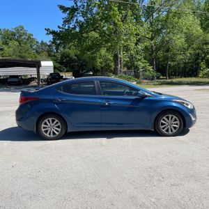 HYUNDAI ELANTRA SE - 10
