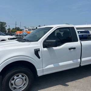 2023 FORD F-150 XL photo 2