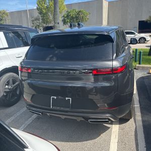 صورة 5 لـ 2024 LAND Rover RANGE ROVER SPORT P360 SE