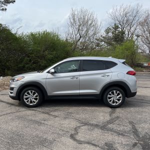 HYUNDAI TUCSON VALUE - 3
