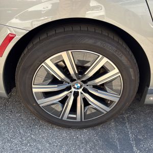 2024 BMW I7 EDRIVE50 — миниатюра 15