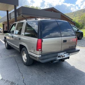 CHEVROLET TAHOE LS - 5