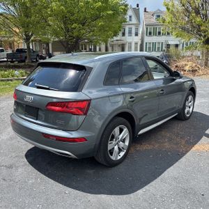 AUDI Q5 2.0T PREMIUM - 8