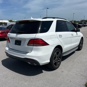 صورة 8 لـ 2018 Mercedes-BENZ GLE