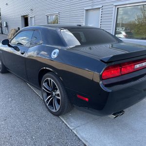 DODGE CHALLENGER SRT8 CORE - 5