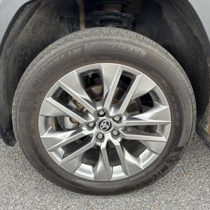 2024 Toyota RAV4 XLE PREMIUM — миниатюра 17