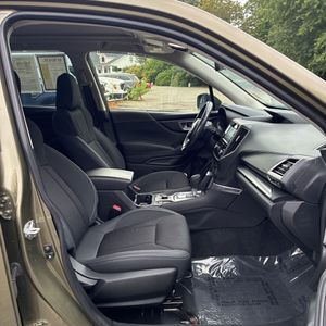2024 Subaru FORESTER PREMIUM 缩略图 33
