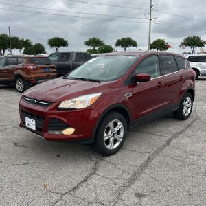 FORD ESCAPE SE - 1