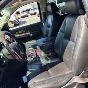 صورة مصغرة 30 لـ 2009 Cadillac ESCALADE ESV BASE