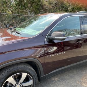 CHEVROLET TRAVERSE LT LEATHER - 2