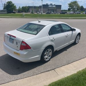 FORD FUSION SE - 8