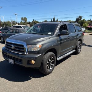 2012 Toyota SEQUOIA SR5 — фото 1