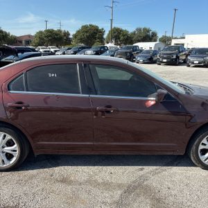 صورة مصغرة 11 لـ 2012 FORD FUSION SE