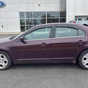 FORD FUSION SE - 4