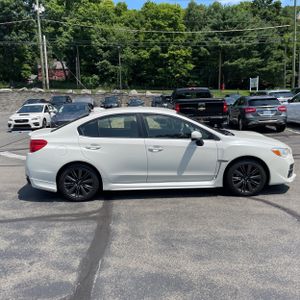 2017 Subaru WRX BASE — фото 10