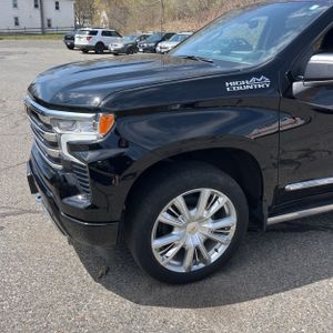 CHEVROLET SILVERADO 1500 HIGH COUNTRY - 2