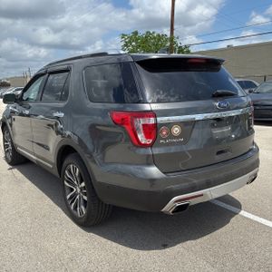 FORD EXPLORER PLATINUM - 5