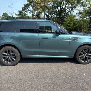 صورة 9 لـ 2024 LAND Rover RANGE ROVER SPORT P400 DYNAMIC SE