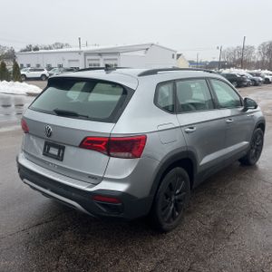 VOLKSWAGEN TAOS S 4MOTION - 8